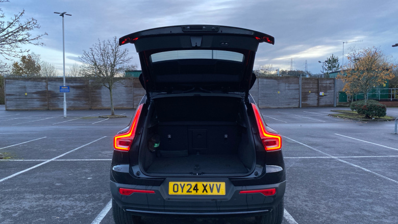 Volvo XC40 2.0 B3P Plus Dark 5dr Auto Petrol Estate